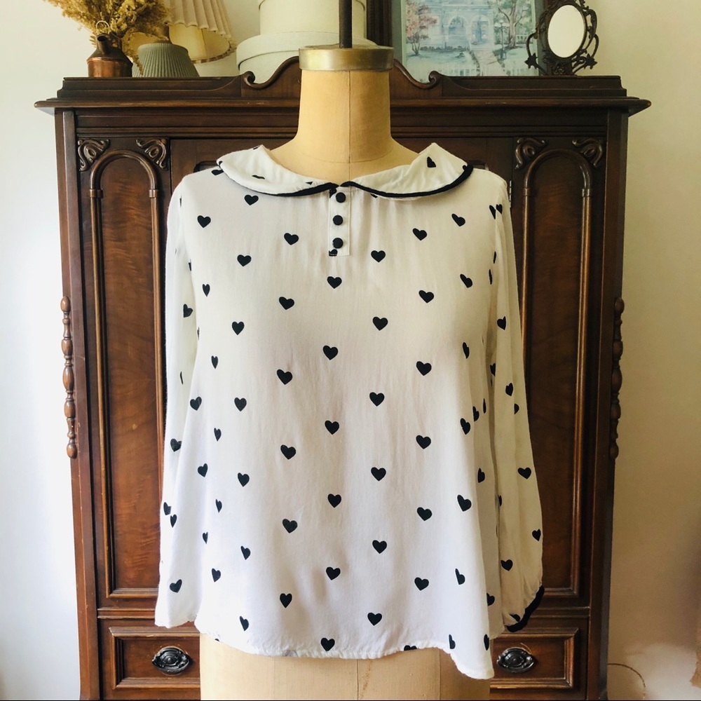 🌷Peter Pan heart blouse
